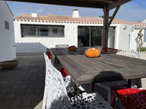Maison en bord de mer à Noirmoutier : 3 chambres, jardin clos, internet, parking, plage à 250m - FR-1-224B-646